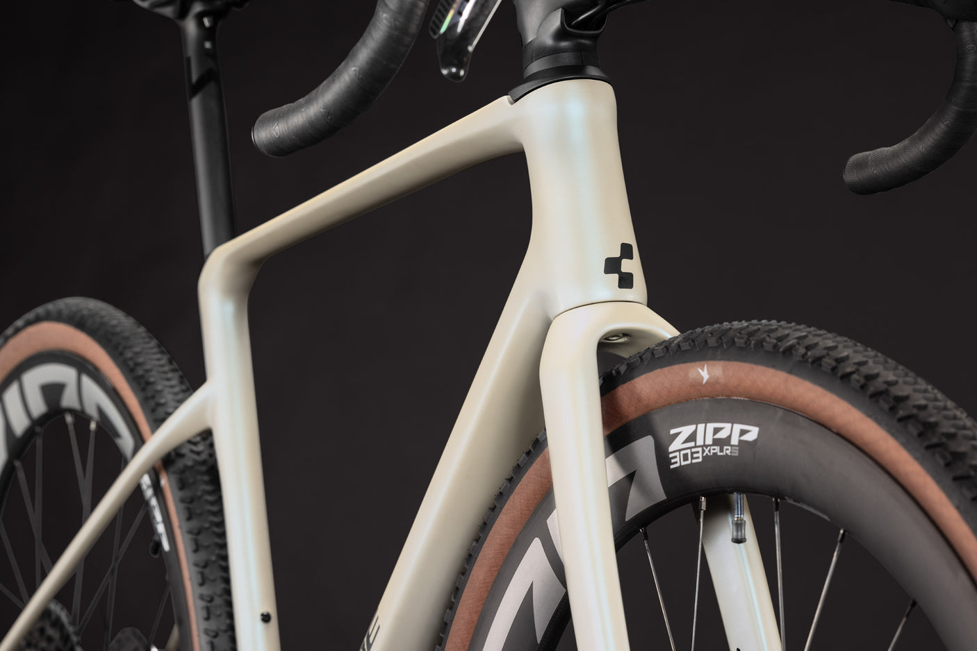 Cube Nuroad C:62 SLX glintsand´n´black (2027)
