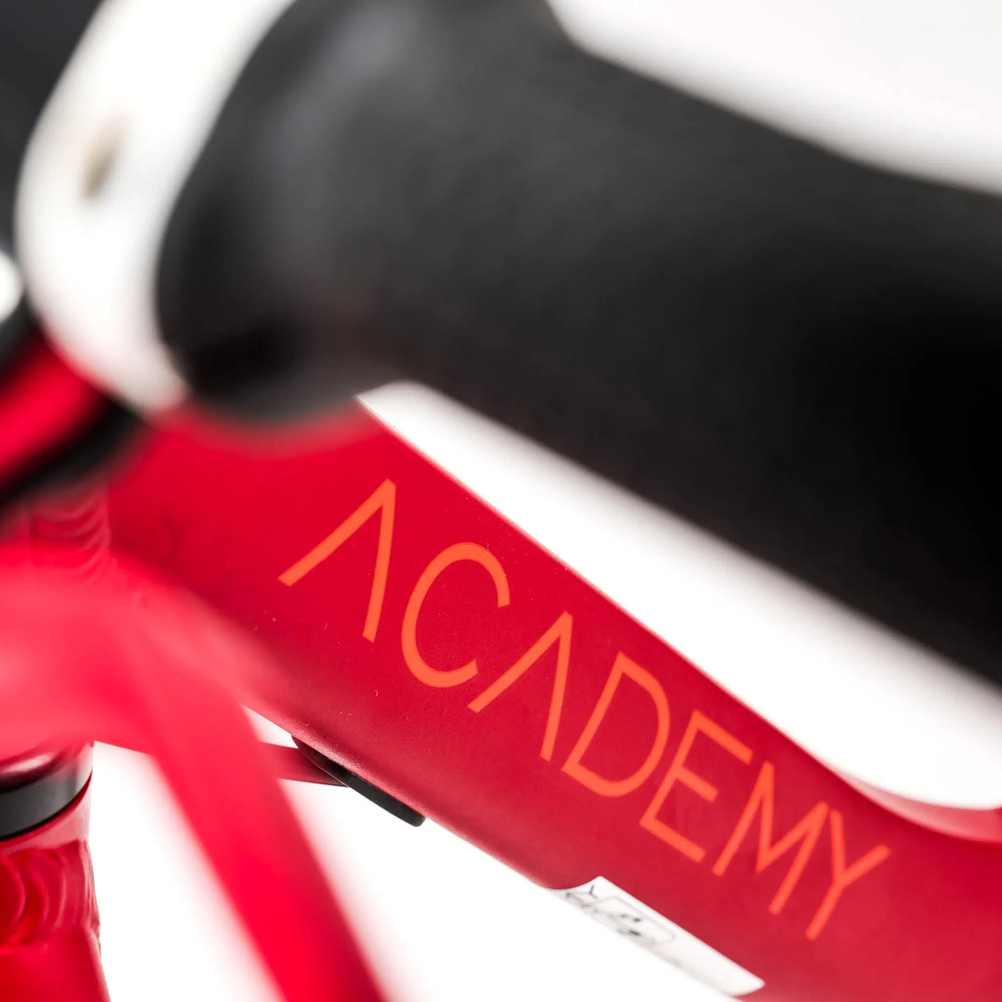 ACADEMY Grade 1 12" Rood (2025)