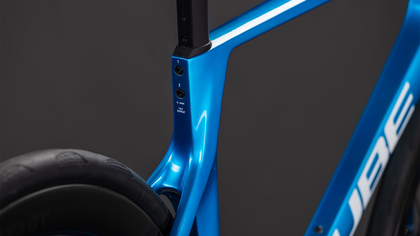 Cube Agree C:62 EX topasblue´n´wit (2026)