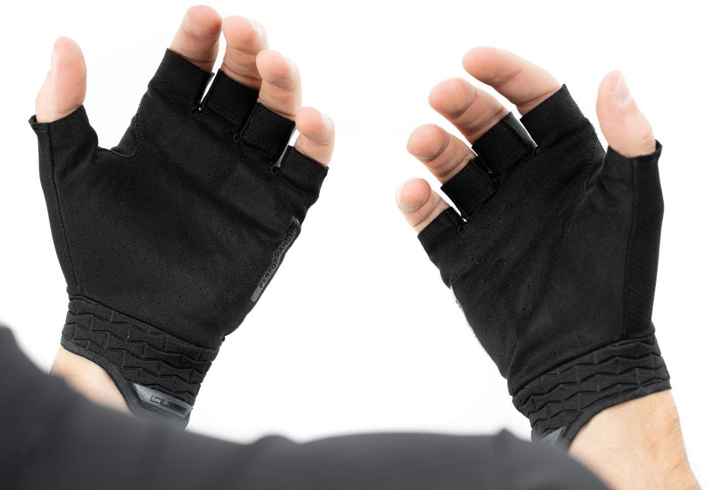 CUBE Handschoenen Performance korte vinger zwart