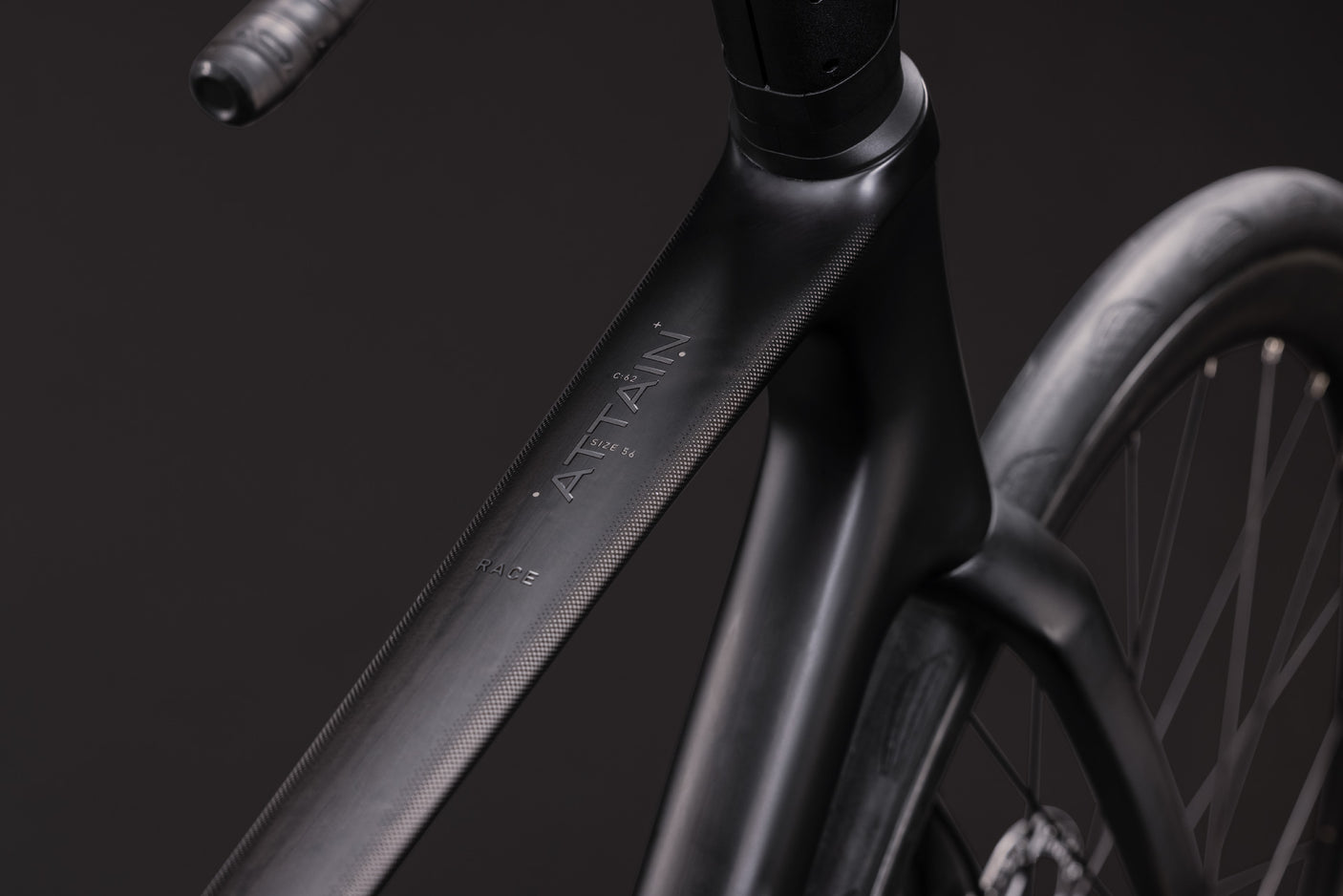 Cube Attain C:62 carbon´n´koolchroom