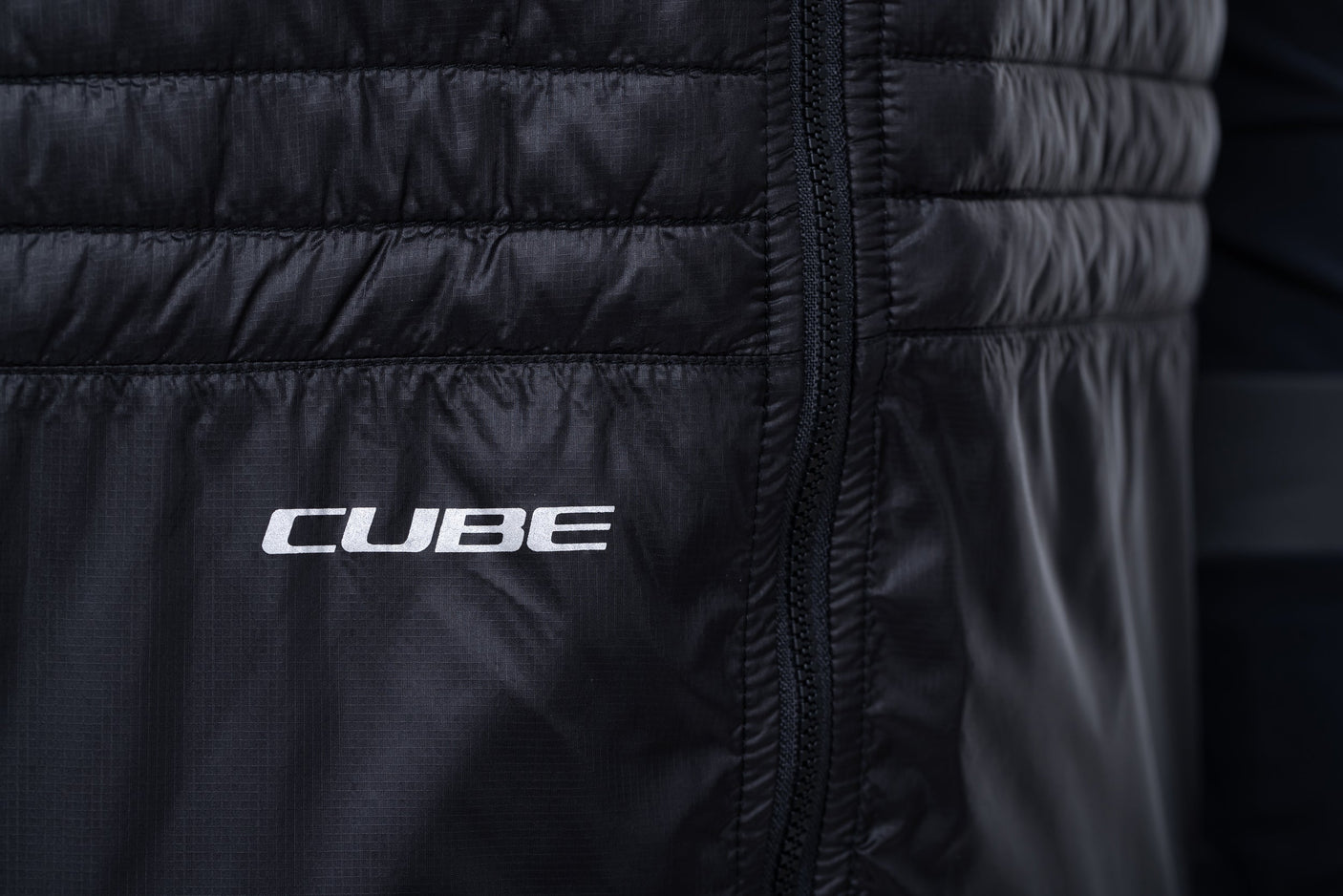 CUBE BLACKLINE Light Iso Vest Heren