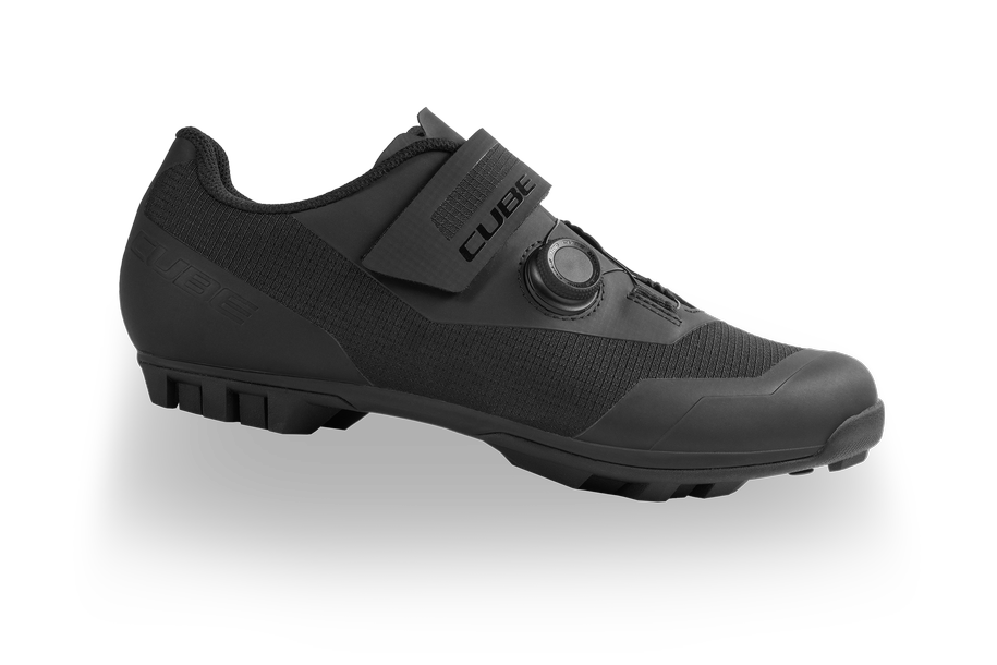 Cube schoenen PEAK black