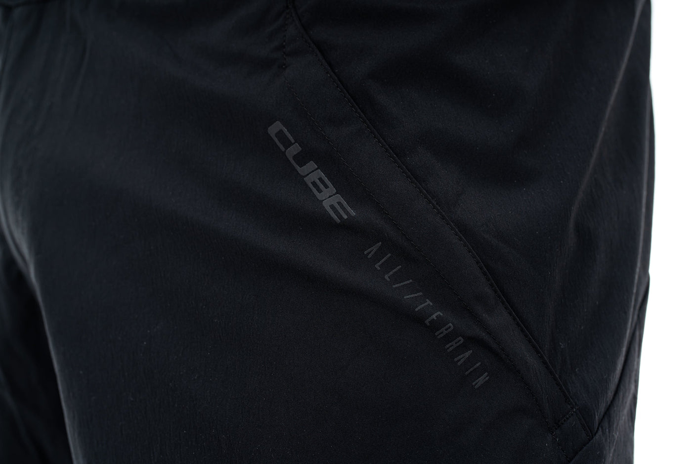 CUBE ATX Baggy Shorts Heren