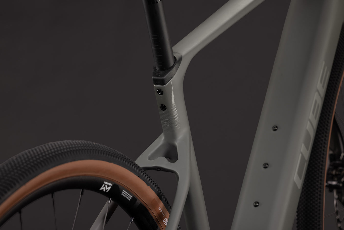 Cube Nuroad Hybrid C:62 Race 400X oldgrey´n´grey (2027)