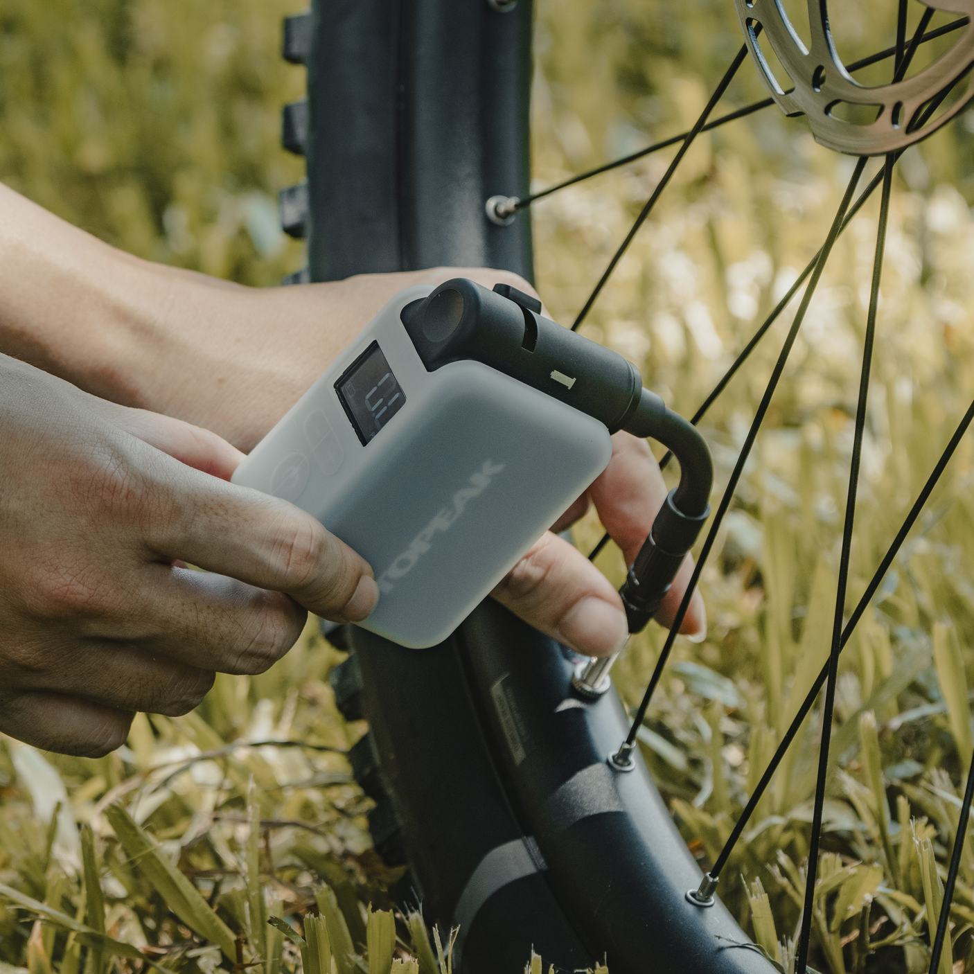 Topeak E-Booster Digital