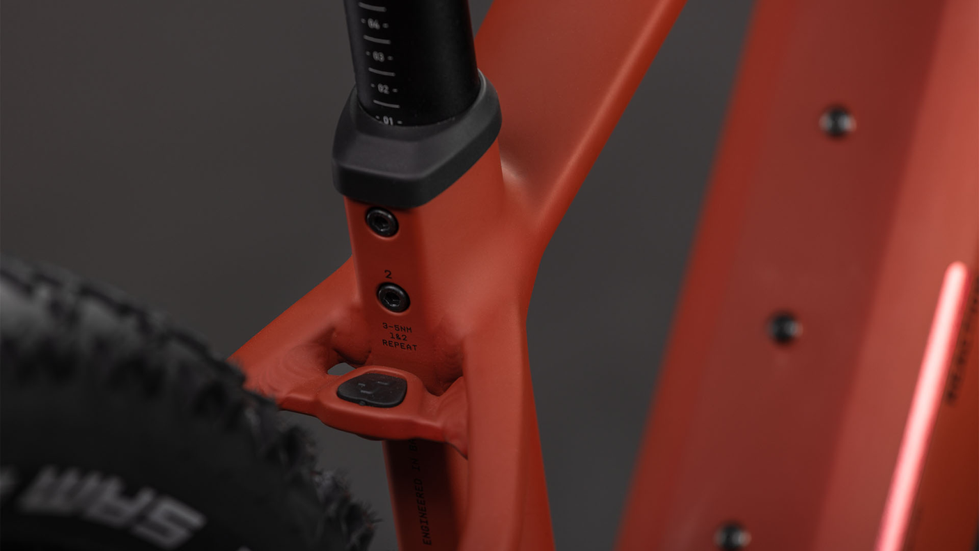 Cube Reaction Hybrid Race 800 Diamant 800 amber´n´black