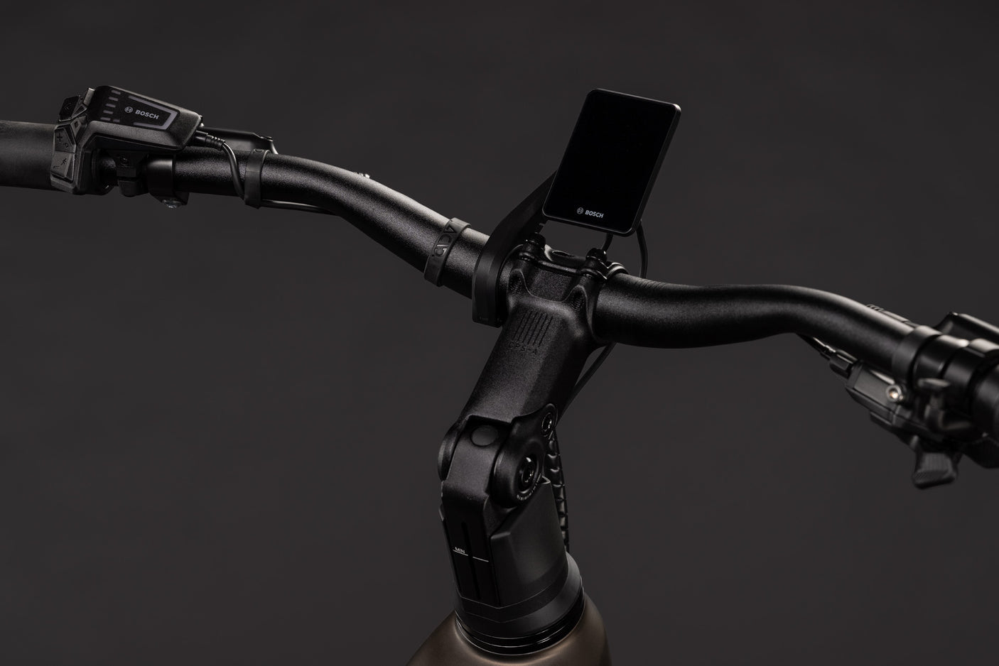 Cube Touring Hybrid Pro 800 Easy Entry metallicumbra´n´black (2027)
