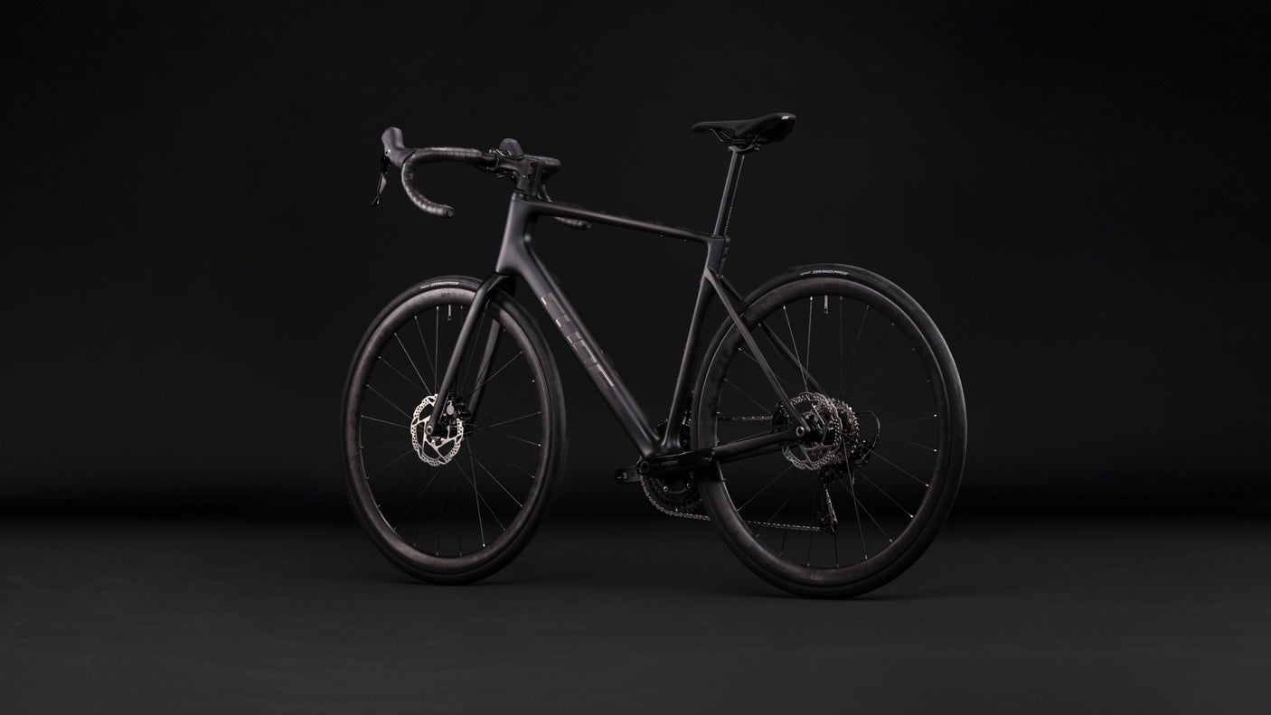 Cube Attain C:62 carbon´n´koolchroom