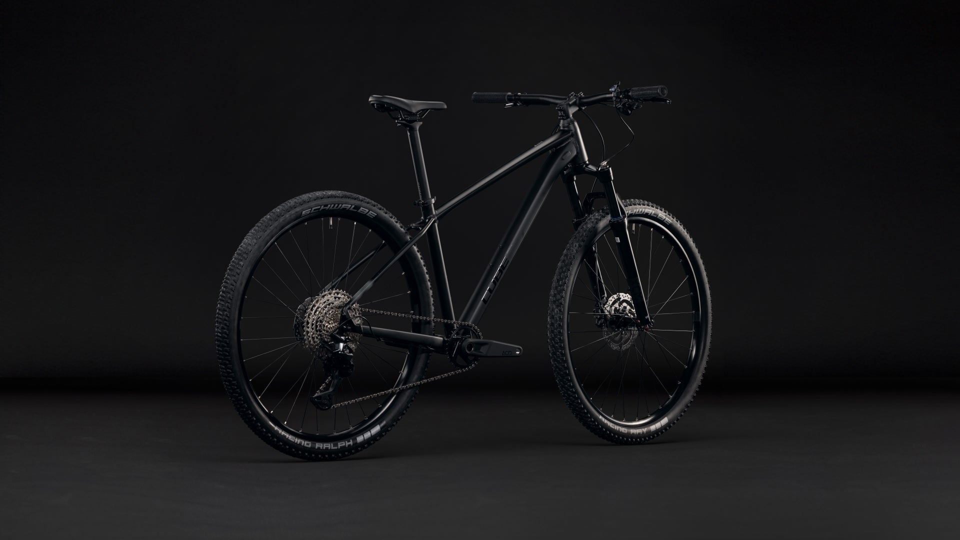 Cube Aim SLT soot´n´black (2027)