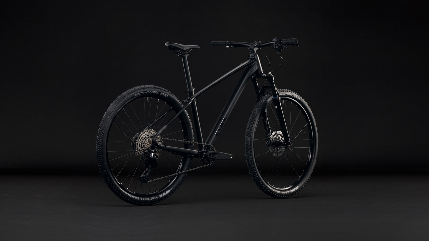 Cube Aim SLT soot´n´black (2027)