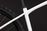 Cube Aim ONE metallicwhite´n´black (2027)