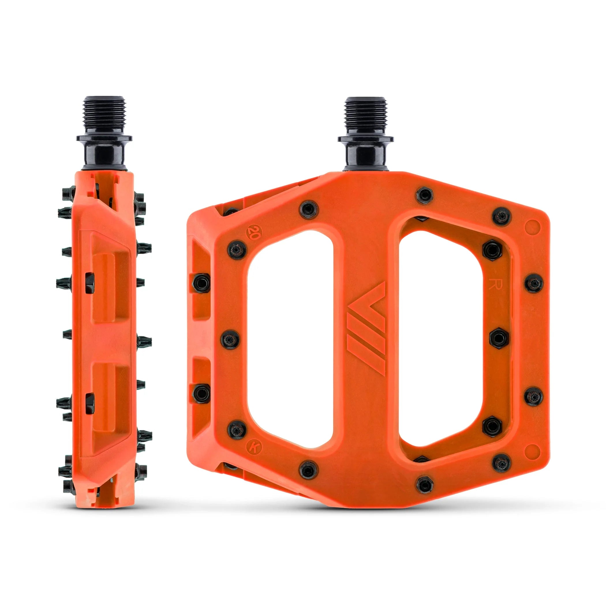 DMR V11 platformpedalen oranje