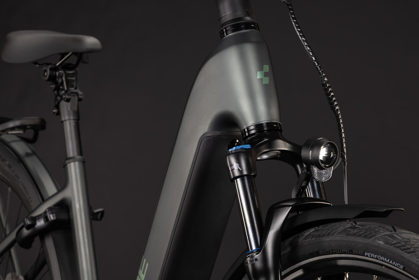 Cube Kathmandu Hybrid Deluxe Pro 800 Easy Entry blackforest´n´chrome (2027)