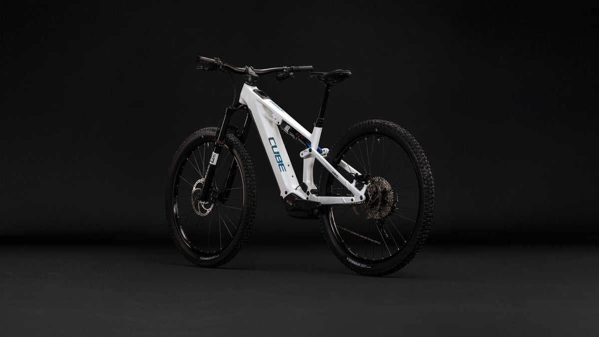 Cube Stereo Hybrid ONE44 HPC Pro 800 metallicwhite´n´blue (2027)