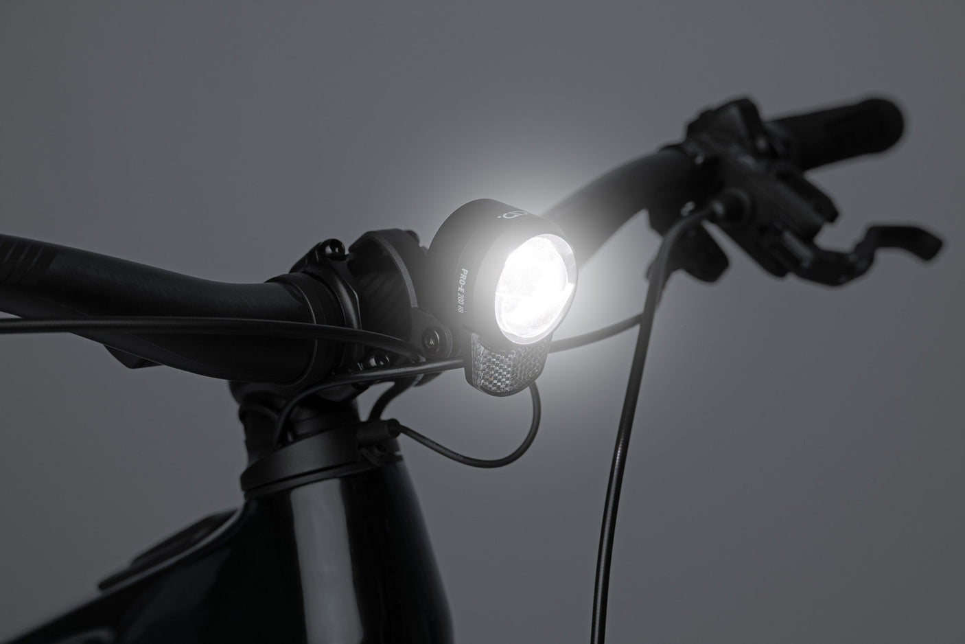 ACID E-Bike koplamp PRO-E 200 Grootlicht X-Connect zwart