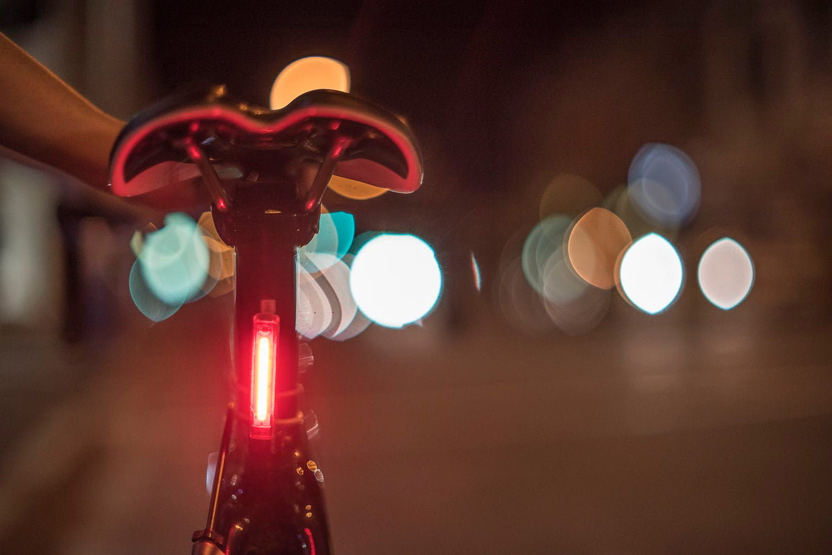 Translucent Rode Knog Plus fietslamp StVZO rode LED translucent & bikester.be