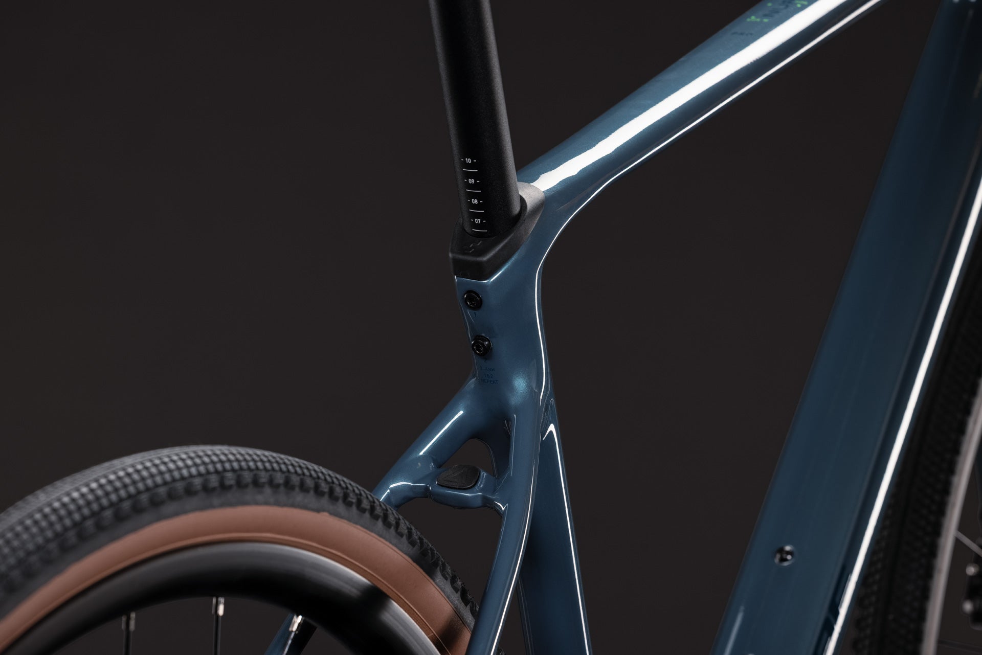 Cube Nuroad Pro taiga´n´blue (2027)