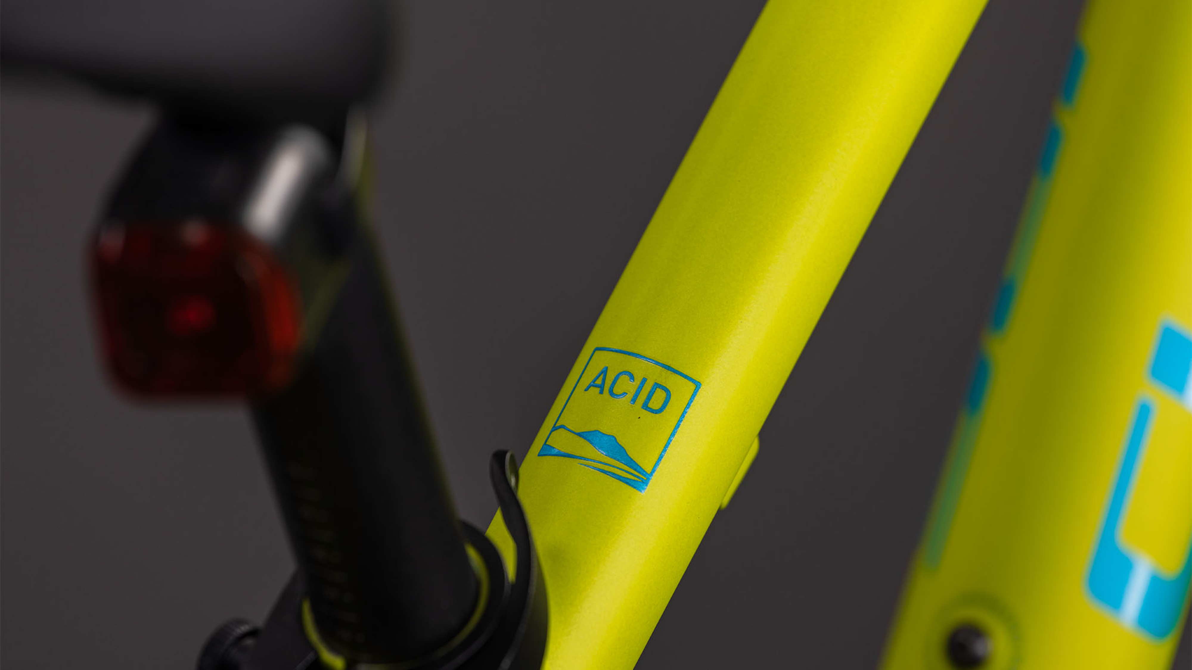 Cube Acid 240 Disc FE lizard´n´blue (2026)