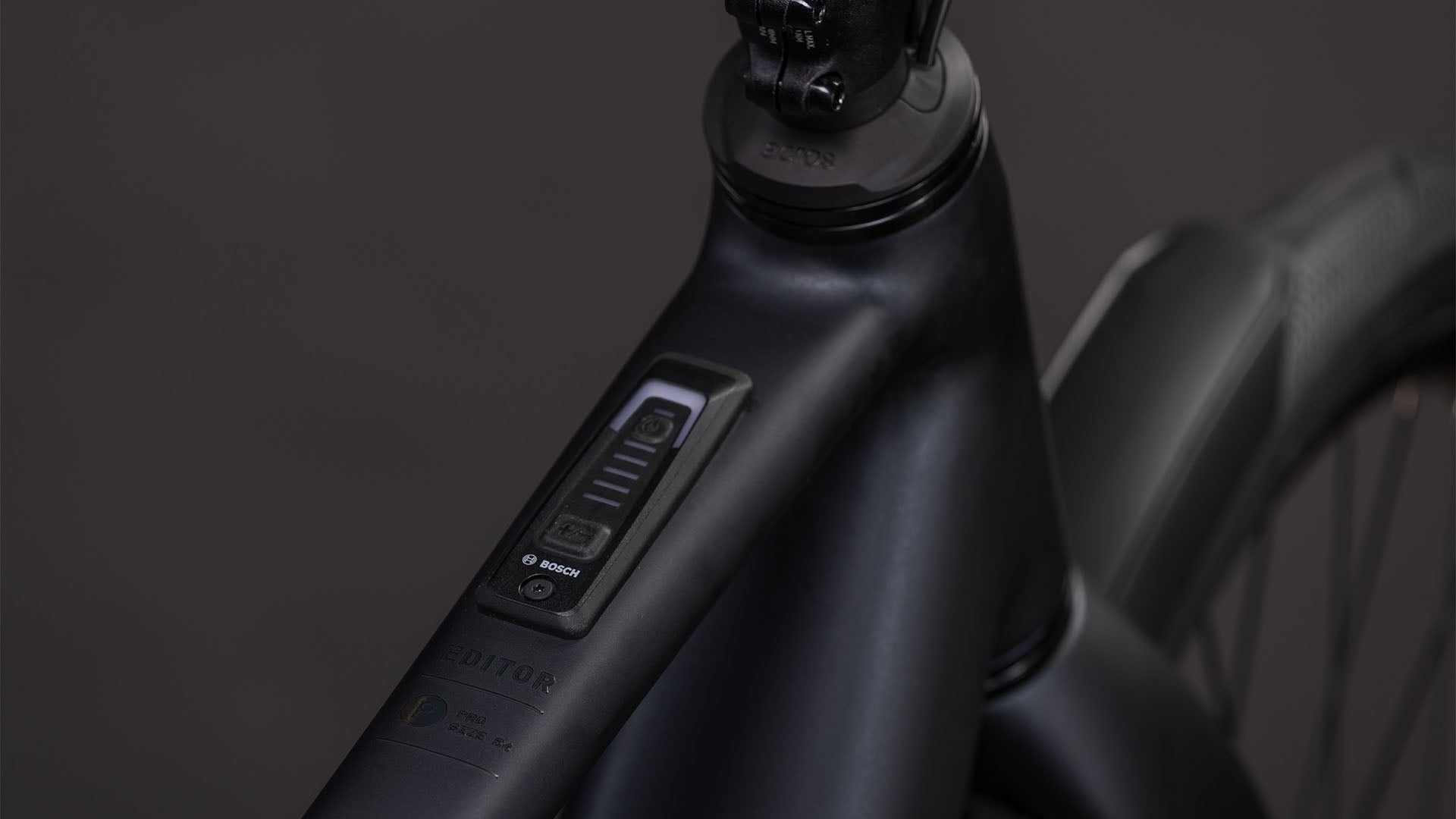 Cube Performance Post Cube Editor Hybrid Pro 400X FE (2026) | Stad E-Bike | coal´n´prism ...