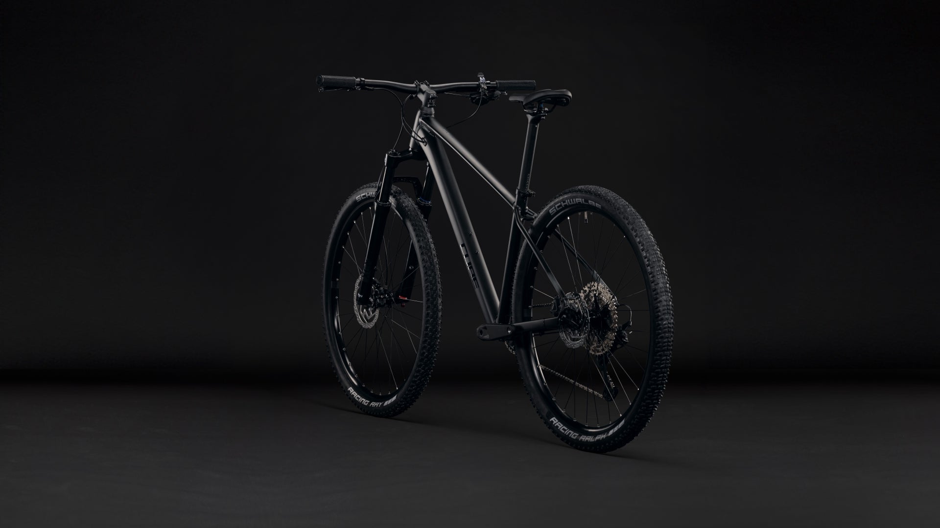 Cube Aim SLT soot´n´black (2027)