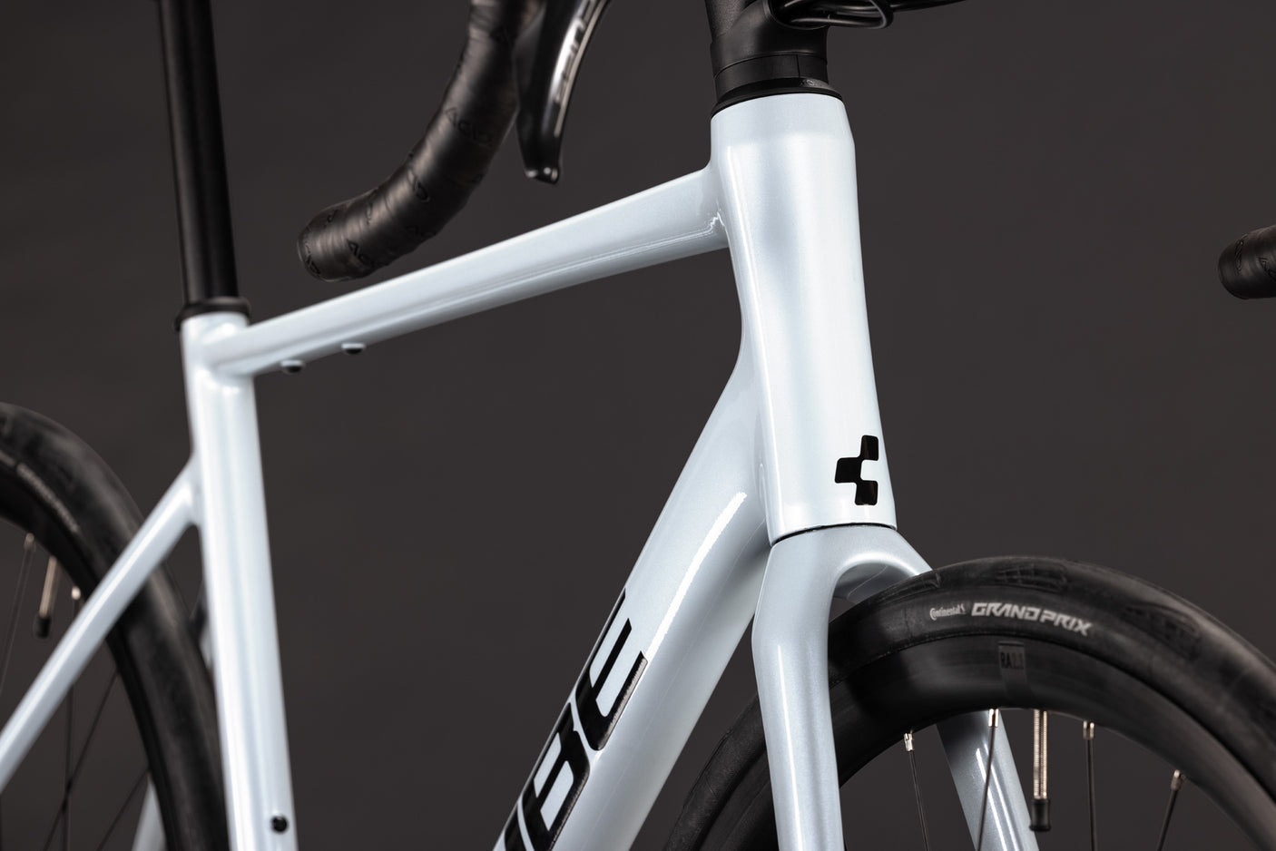 Cube Attain Race glacier´n´black (2027)