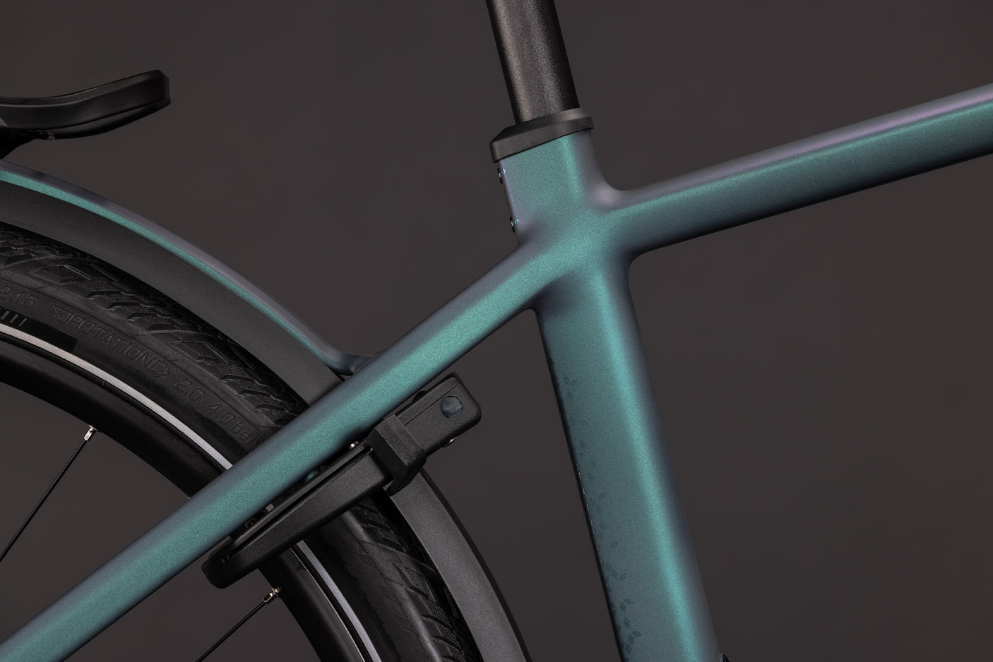 Cube Kathmandu Hybrid Pro 800 Diamant smaragdgroen´n´black (2027)