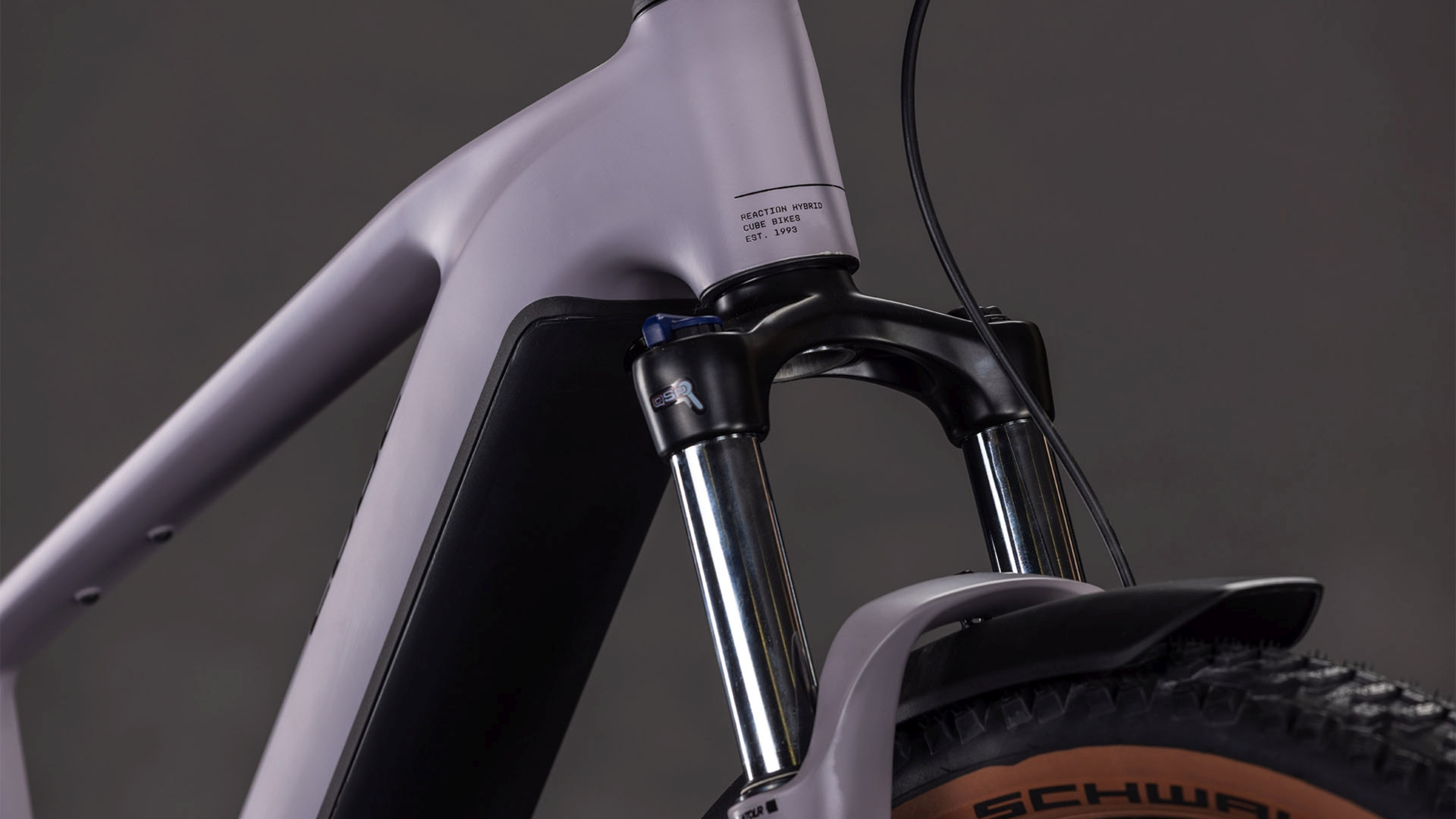 Cube Reaction Hybrid Performance 600 FE Diamant plumgrey´n´black