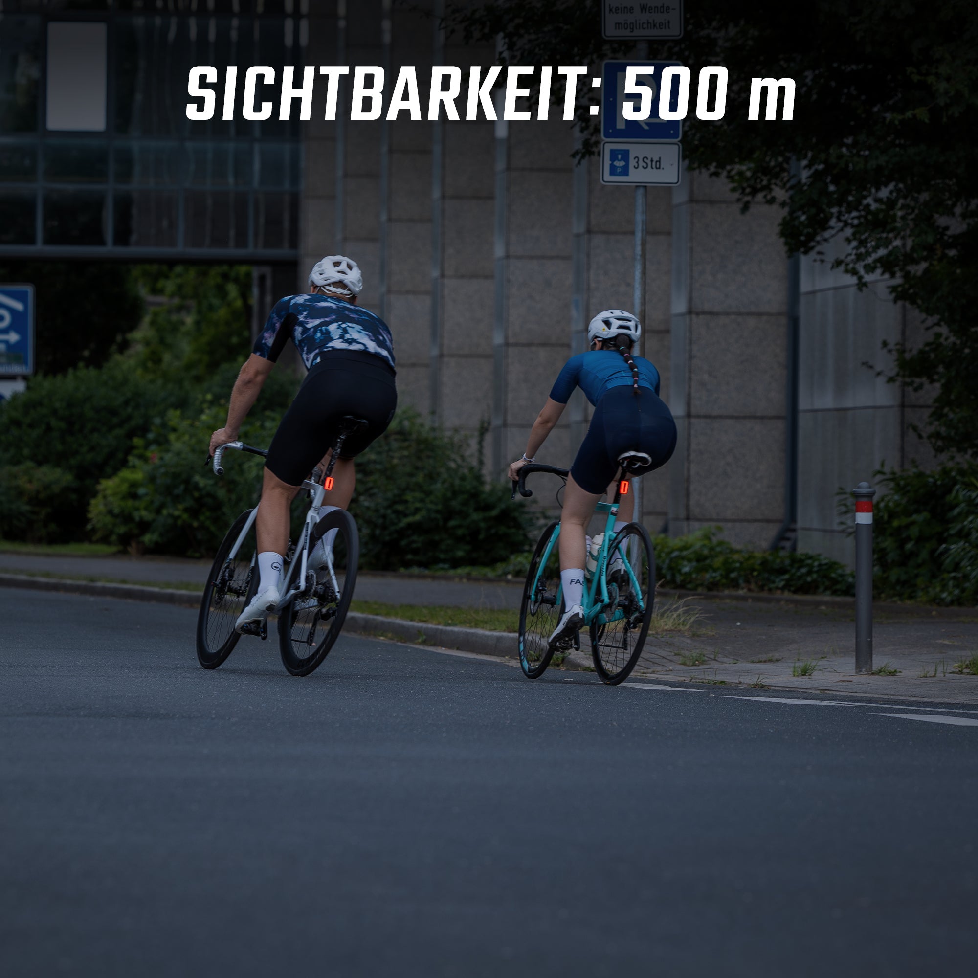 Sigma Hiro 70 achterlicht