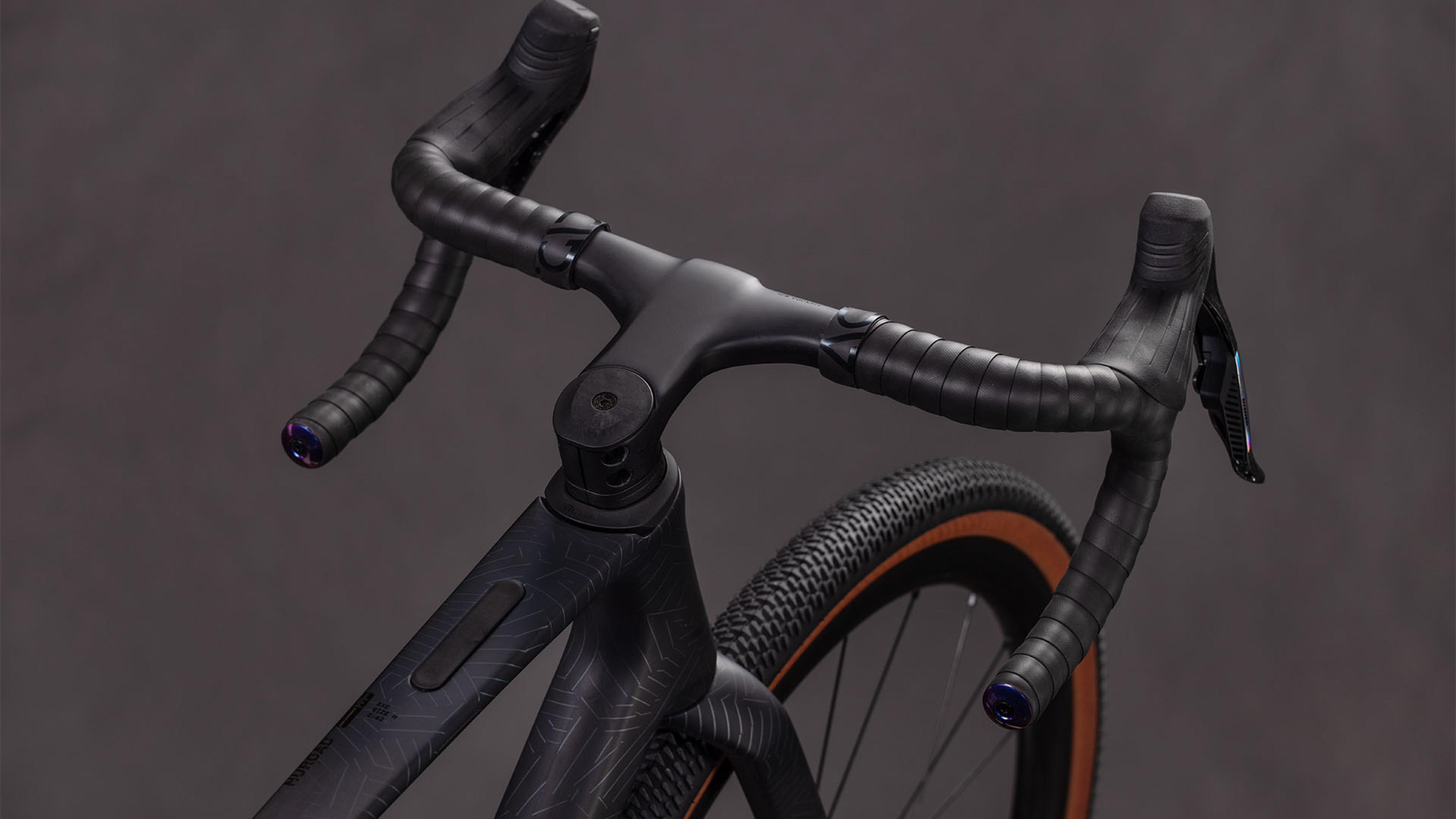 Cube Nuroad C:62 EXC carbon´n´crisscross (2026)