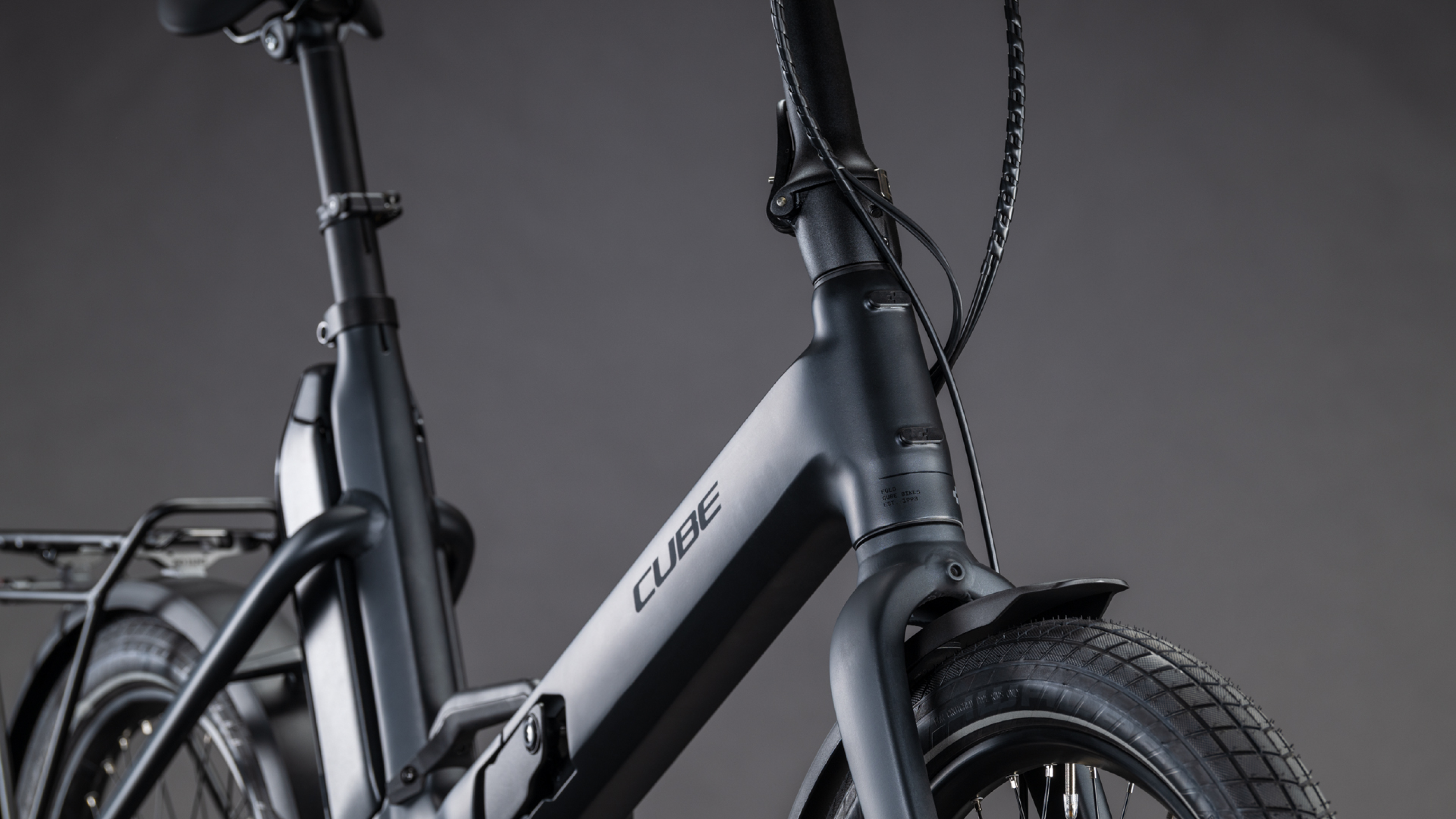 Cube Fold Hybrid 545 coal´n´reflex (2026)