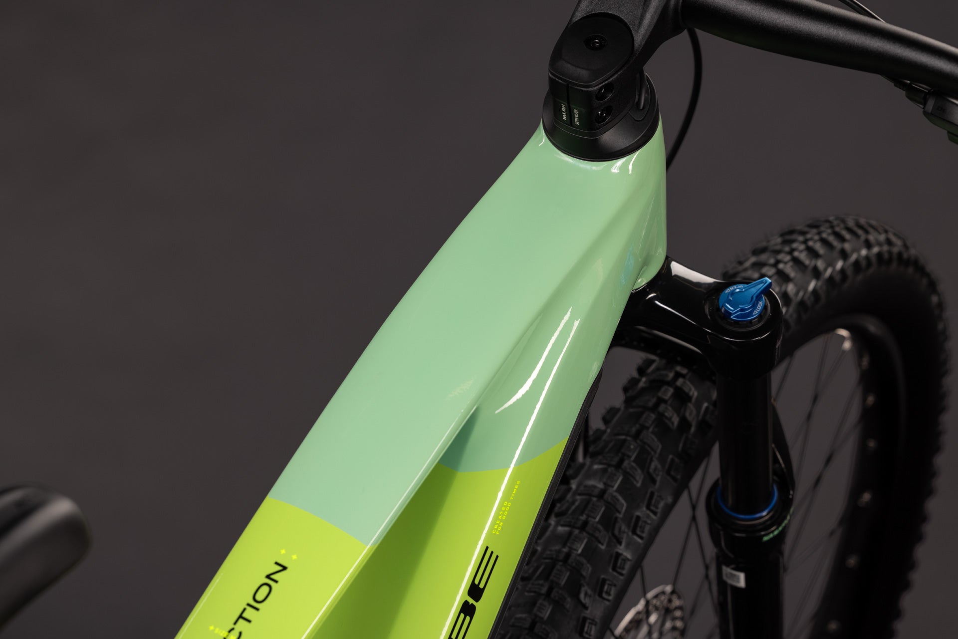 Cube Reaction Hybrid ONE 720 Diamant cactus´n´black (2027)
