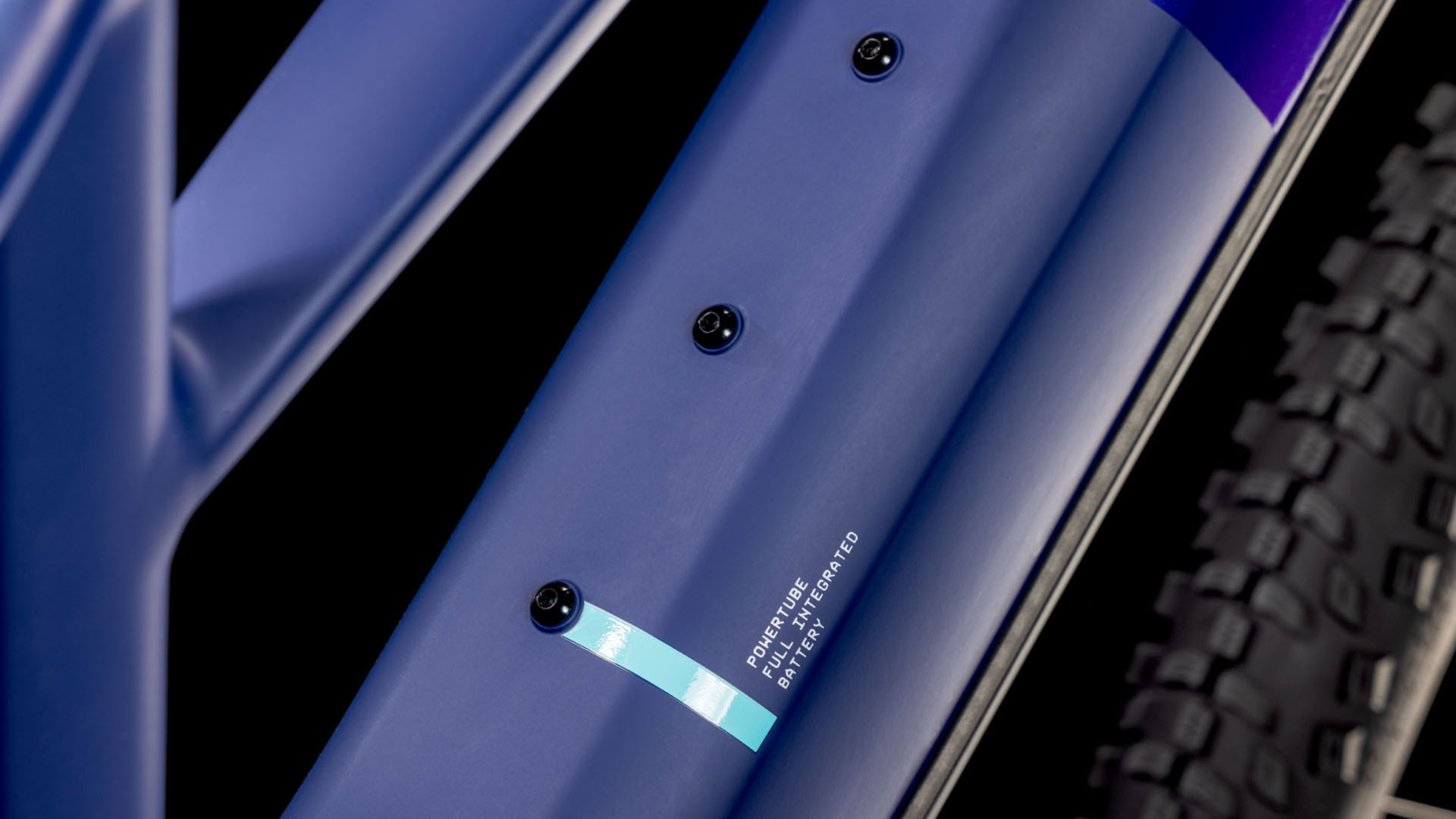 Cube Reaction Hybrid ONE 800 Trapez 800 orchidee´n´mint